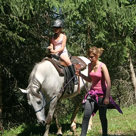 Farm stay Naturerlebnis Larchenhof